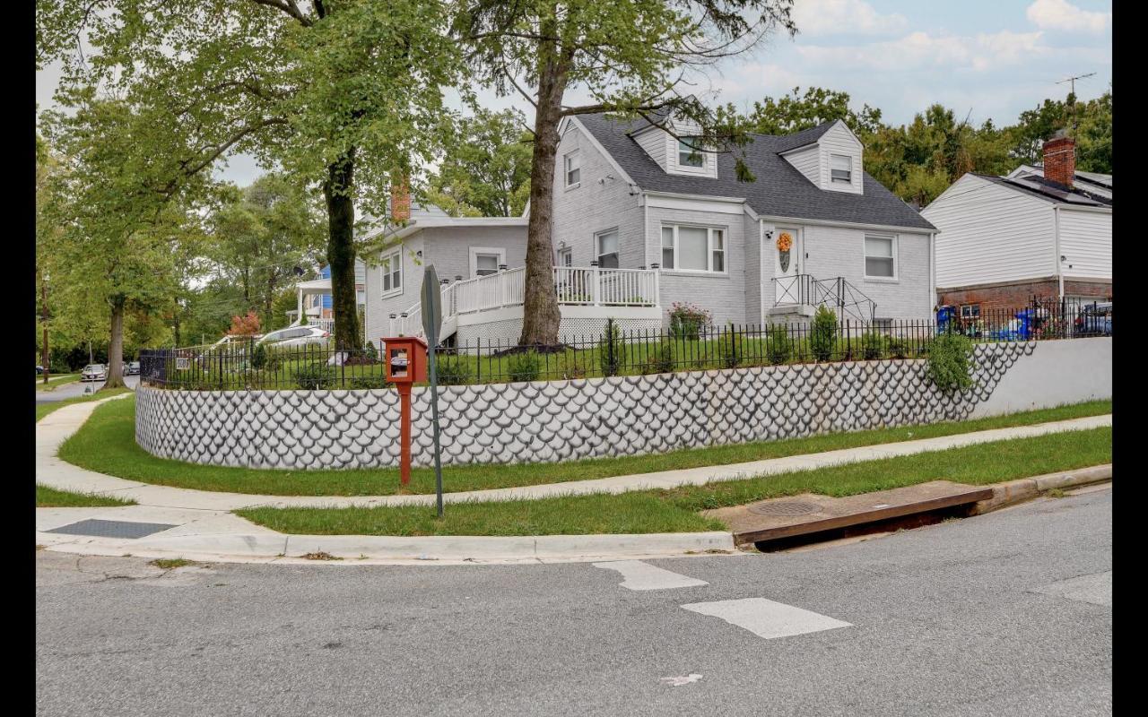 Splendid Cheerful 2-Bedroom Residential Hyattsville Exterior photo