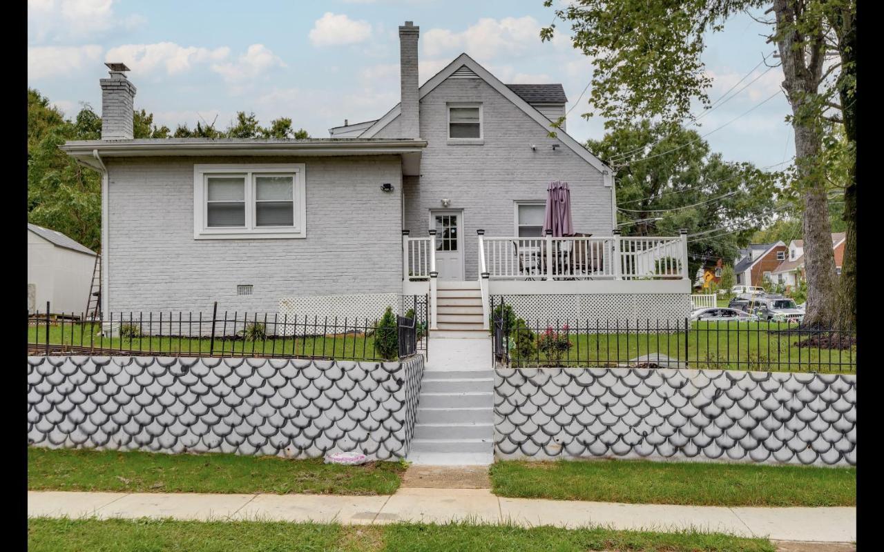 Splendid Cheerful 2-Bedroom Residential Hyattsville Exterior photo